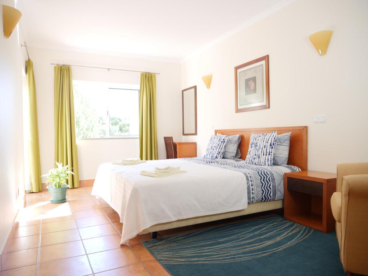 Large Penthouse Near Porto De Mos Beach With Magnificent Views In لاغوس المظهر الخارجي الصورة